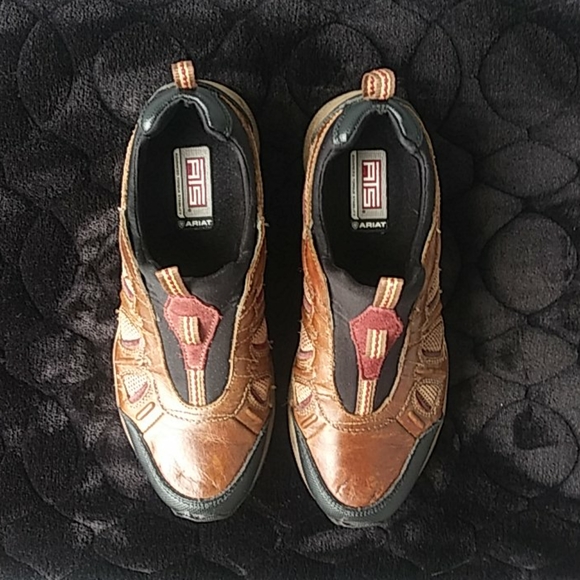 Ariat Women's Ridge Crest Slip-On Loafer - Picture 6 of 8